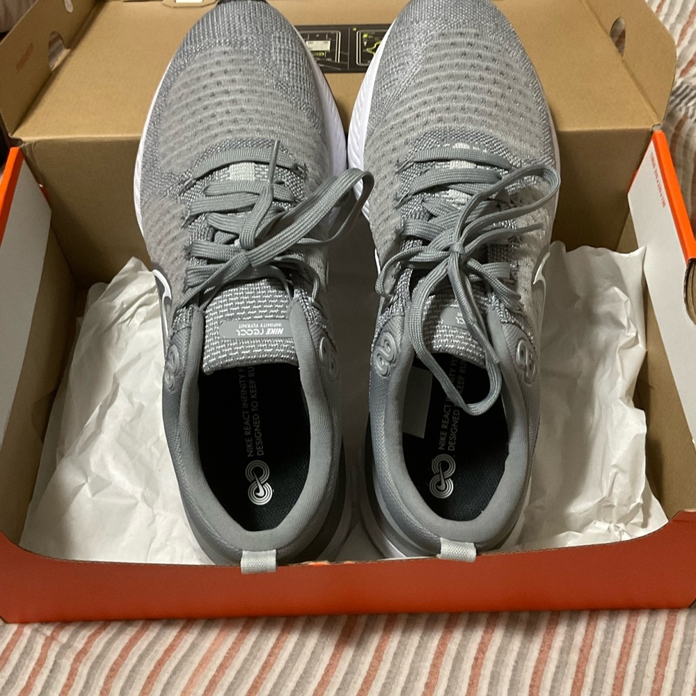 Nike React Infinity Run - Picture 3 of 4